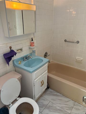 9608 68th Avenue, Forest Hills, NY 11375