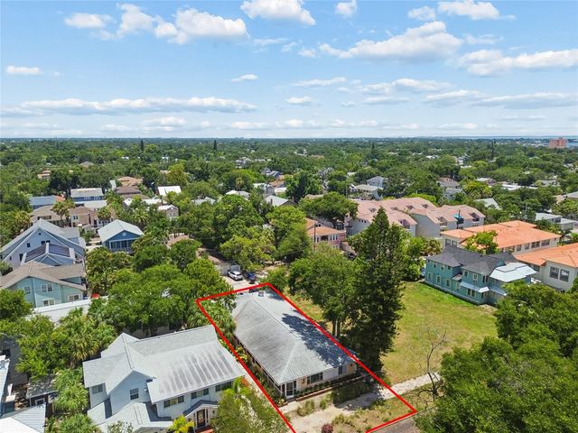 247 6TH AVENUE N, St Petersburg, FL 33701