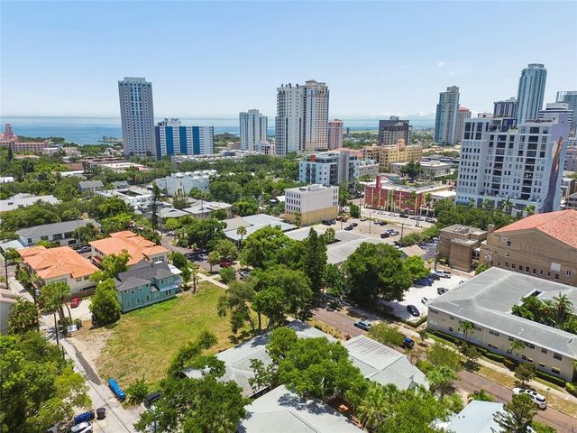 247 6TH AVENUE N, St Petersburg, FL 33701