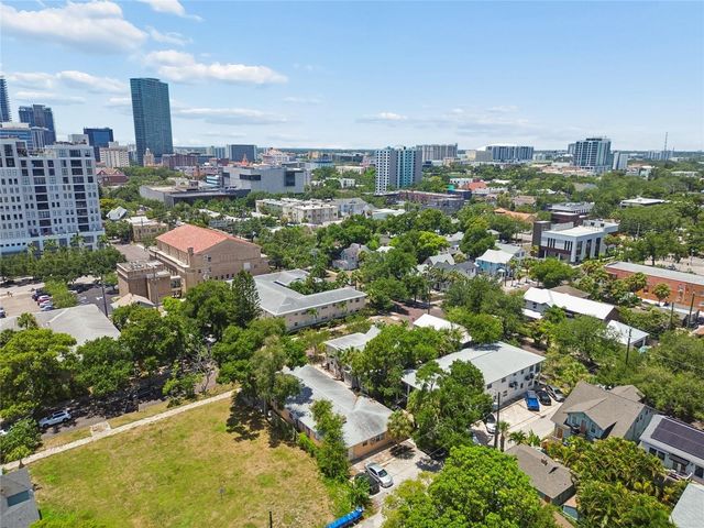247 6TH AVENUE N, St Petersburg, FL 33701