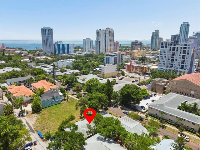 247 6TH AVENUE N, St Petersburg, FL 33701