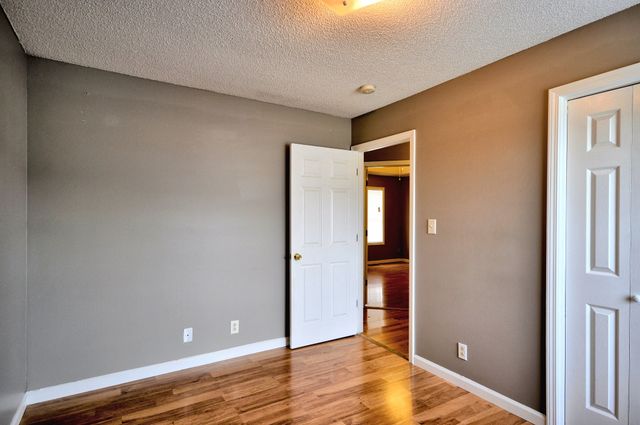 2690 ELKMONT DR, Clarksville, TN 37040