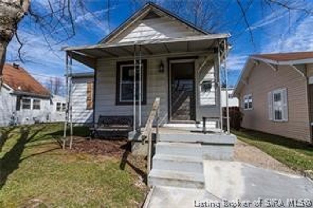 704 W 7th Street, New Albany, IN 47150
