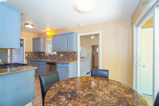 614 Chester Dr, Pittsburg, CA 94565