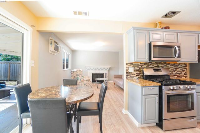 614 Chester Dr, Pittsburg, CA 94565
