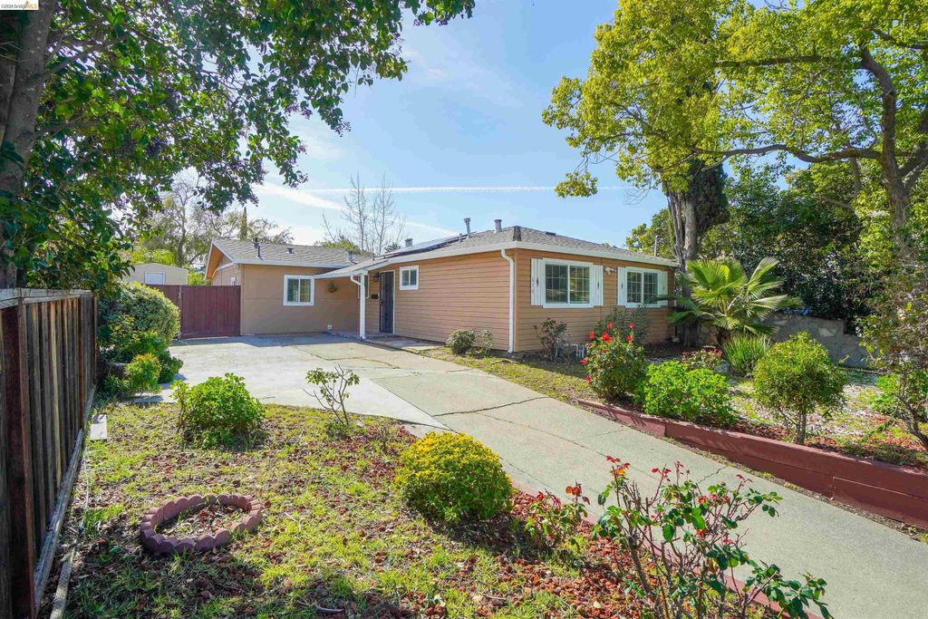 614 Chester Dr, Pittsburg, CA 94565
