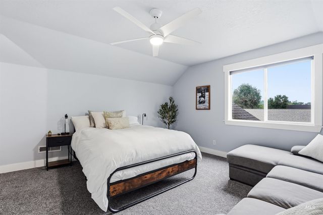 6423 W Battlement Dr, Boise, ID 83714