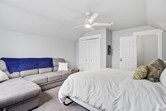 6423 W Battlement Dr, Boise, ID 83714