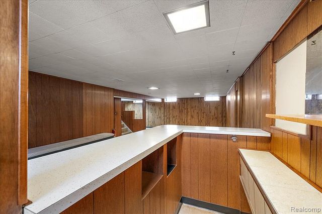 1271 Beaupre Avenue, Madison Heights, MI 48071