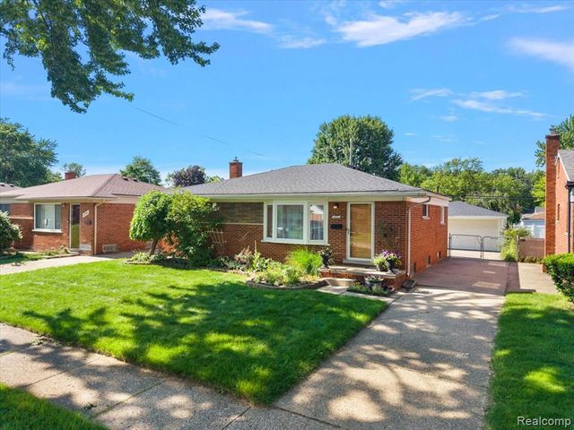 1271 Beaupre Avenue, Madison Heights, MI 48071