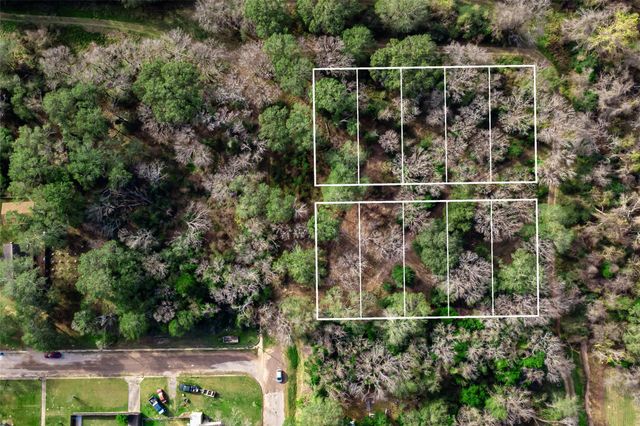 06 Baker St, Hempstead, TX 77445