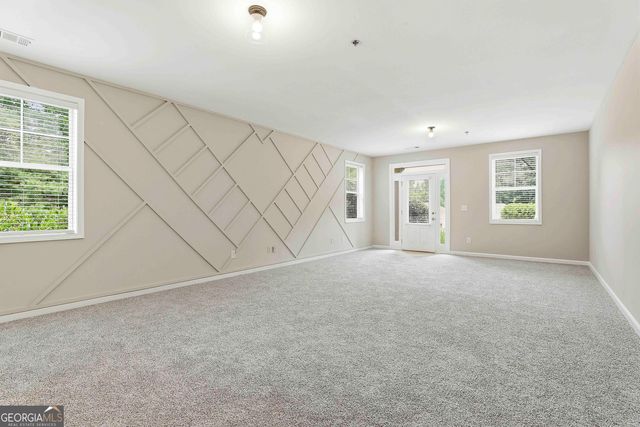 151 Highwoods Parkway, Newnan, GA 30265