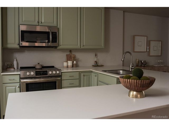 1025 E 17th Ave 3, Denver, CO 80218