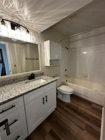 4115 CHATHAM OAK COURT 209, Tampa, FL 33624