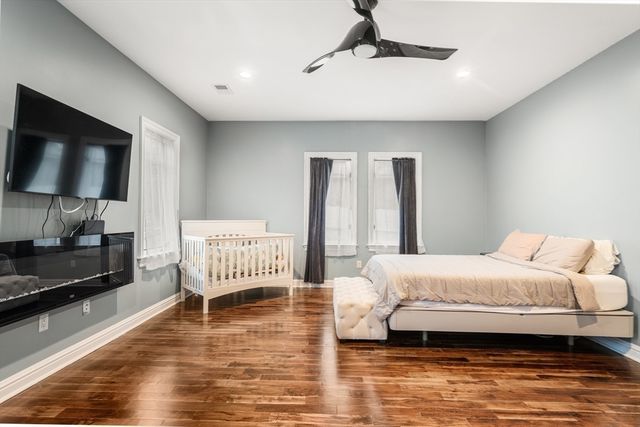 7 Schoolmaster Ln, Dedham, MA 02026