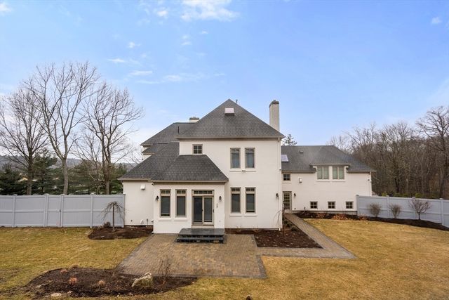 7 Schoolmaster Ln, Dedham, MA 02026