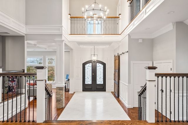 7 Schoolmaster Ln, Dedham, MA 02026