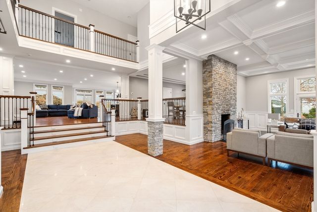 7 Schoolmaster Ln, Dedham, MA 02026