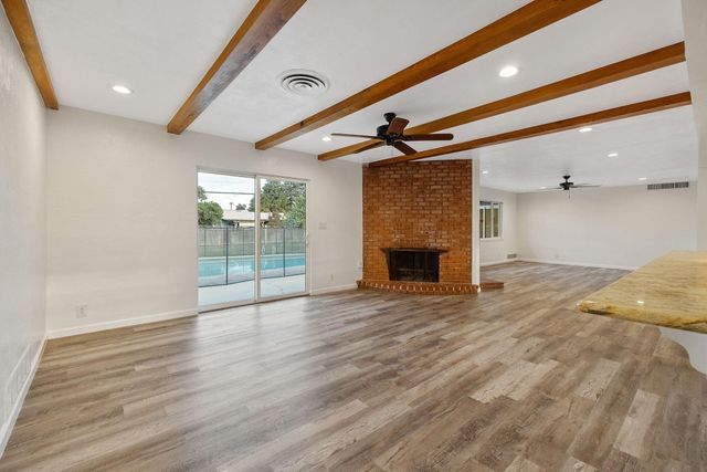 2320 S Locust Street, Visalia, CA 93277
