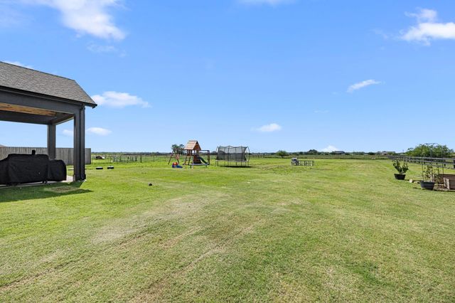 15757 County Road 272, East Bernard, TX 77435
