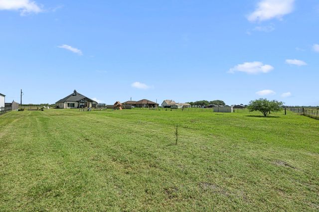 15757 County Road 272, East Bernard, TX 77435