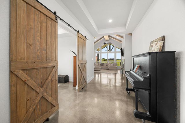 15757 County Road 272, East Bernard, TX 77435