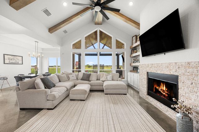 15757 County Road 272, East Bernard, TX 77435