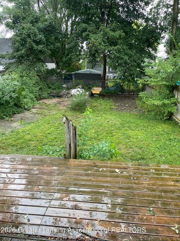 1118 Berten Street, Lansing, MI 48910