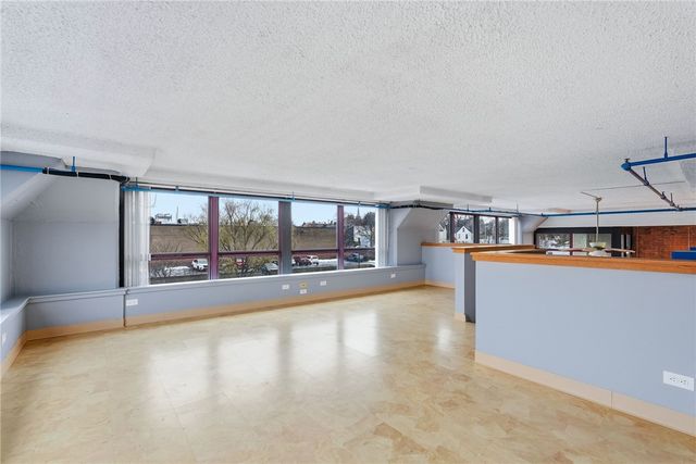 5850 Centre Ave 210, Shadyside, PA 15206