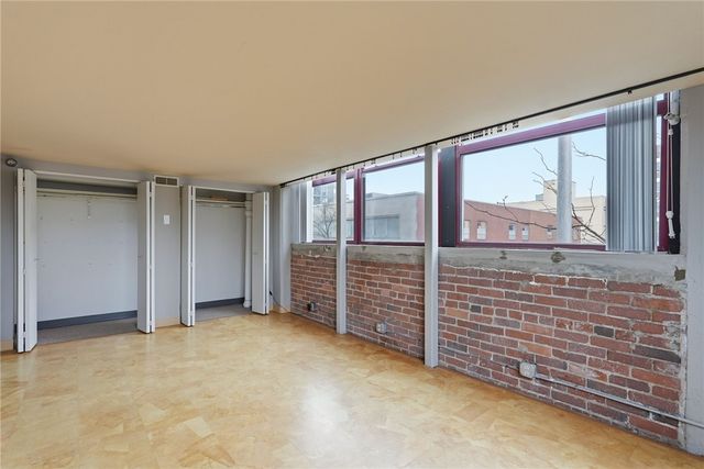 5850 Centre Ave 210, Shadyside, PA 15206