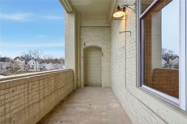 5850 Centre Ave 210, Shadyside, PA 15206