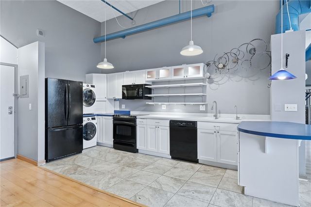 5850 Centre Ave 210, Shadyside, PA 15206