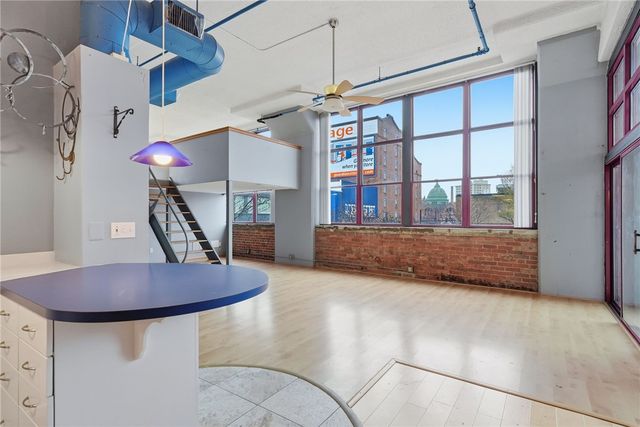 5850 Centre Ave 210, Shadyside, PA 15206