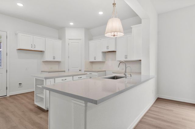 14822 Mission Avenue, Mont Belvieu, TX 77523