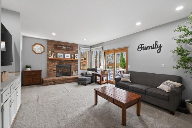 17437 Evener Way, Eden Prairie, MN 55346