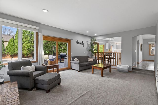 17437 Evener Way, Eden Prairie, MN 55346