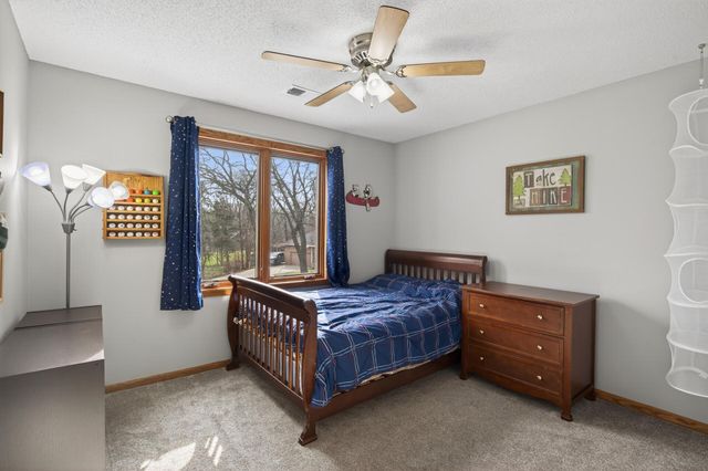 17437 Evener Way, Eden Prairie, MN 55346