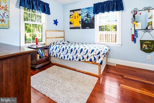 2002 FAIRBLUE LN, Wilmington, DE 19810