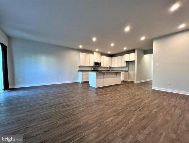 511 SWANSEA DR, Middletown, DE 19709