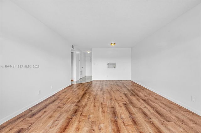 4200 NW 3rd Ct 309, Plantation, FL 33317