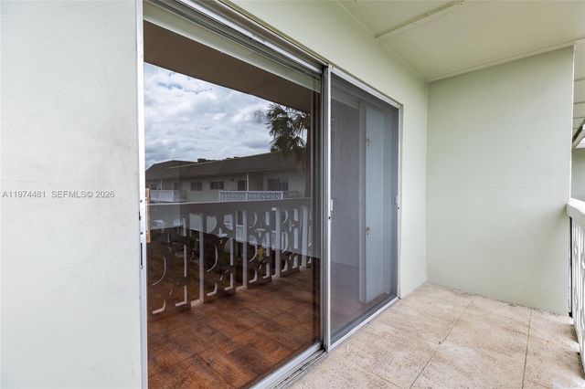 4200 NW 3rd Ct 309, Plantation, FL 33317