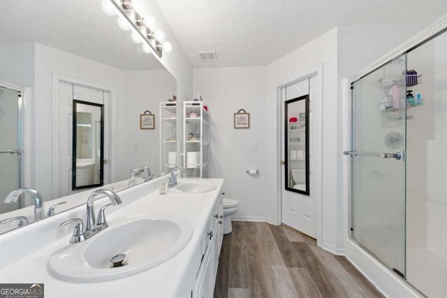 2800 General Lee Way, Buford, GA 30519