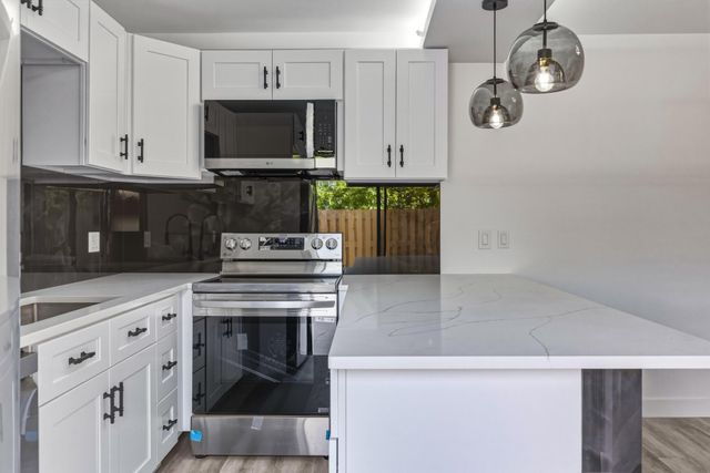 107 Lake Arbor Drive, Palm Springs, FL 33461