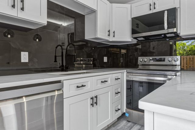 107 Lake Arbor Drive, Palm Springs, FL 33461