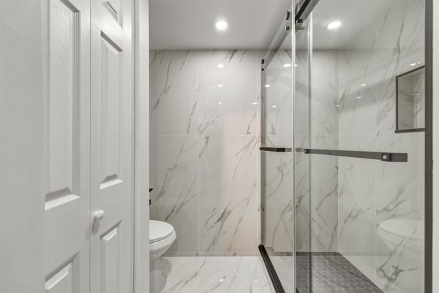 107 Lake Arbor Drive, Palm Springs, FL 33461