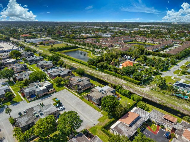 107 Lake Arbor Drive, Palm Springs, FL 33461