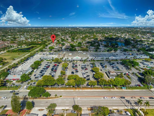 107 Lake Arbor Drive, Palm Springs, FL 33461