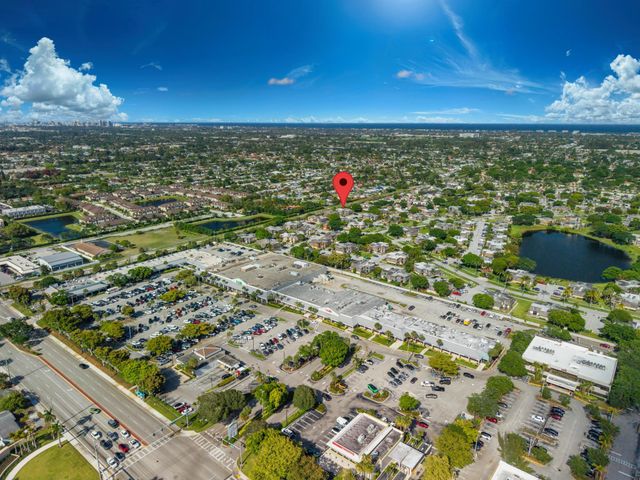 107 Lake Arbor Drive, Palm Springs, FL 33461