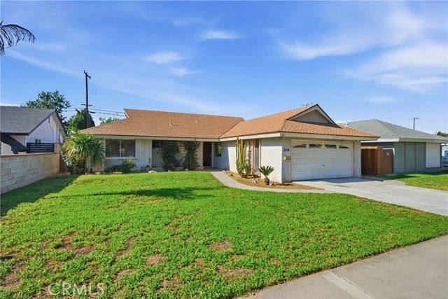 506 S Arapaho Drive, Santa Ana, CA 92704