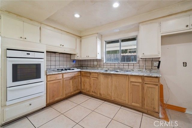 506 S Arapaho Drive, Santa Ana, CA 92704